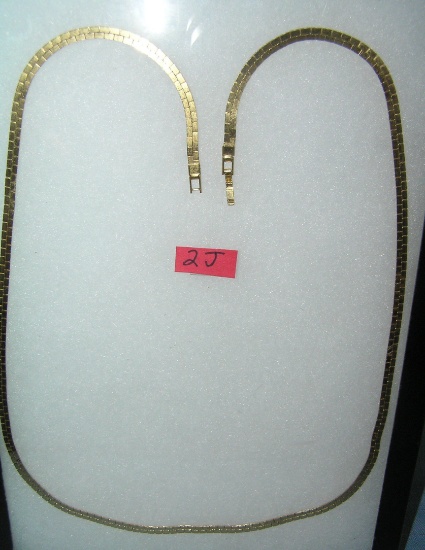 Quality gold tone necklace