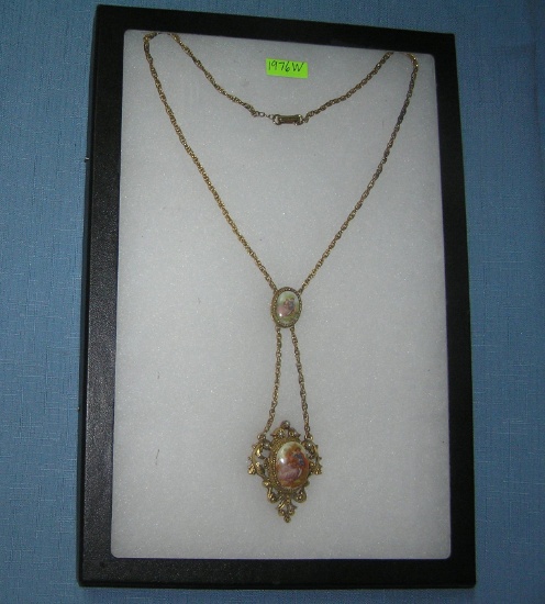 Great early Victorian decorated necklace