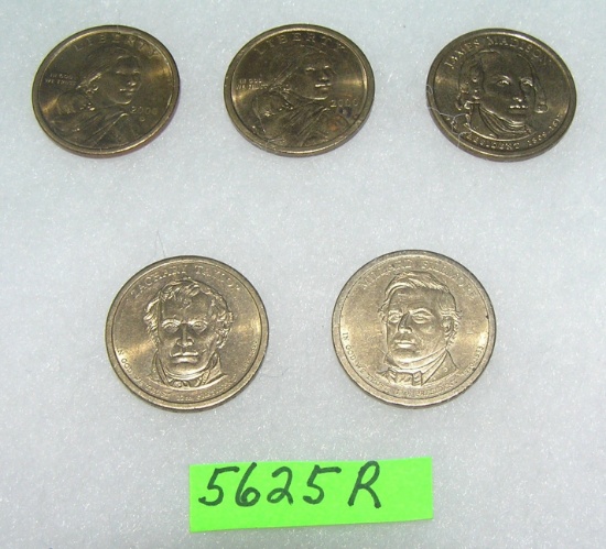 Group of US golden dollar coins