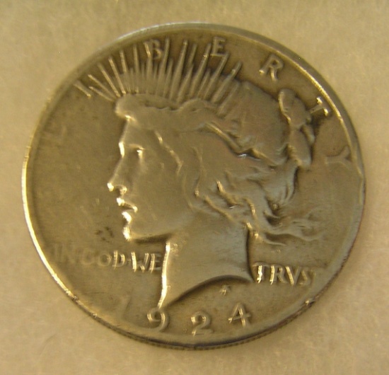 1924 Lady Liberty Peace silver dollar fair condition