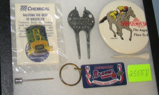 Group of vintage sports Collectionectibles