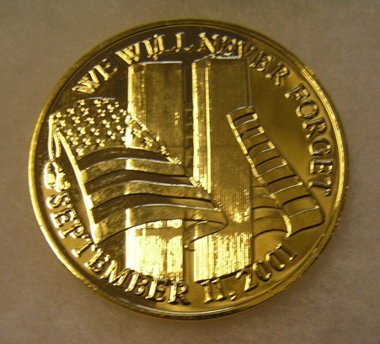 Gold tone 1 ounce pure silver Twin Towers coin