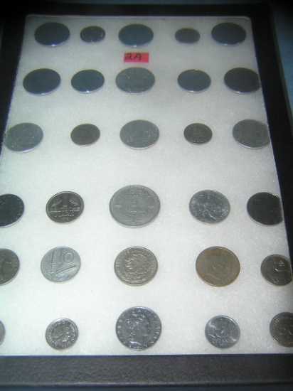 Large collection of vintage world coins