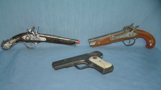 Group of 3 vintage toy guns