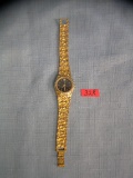 Gruen gold nugget decorated gentleman's wrist watch