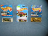 Group of cast metal Hot Wheels vehicles