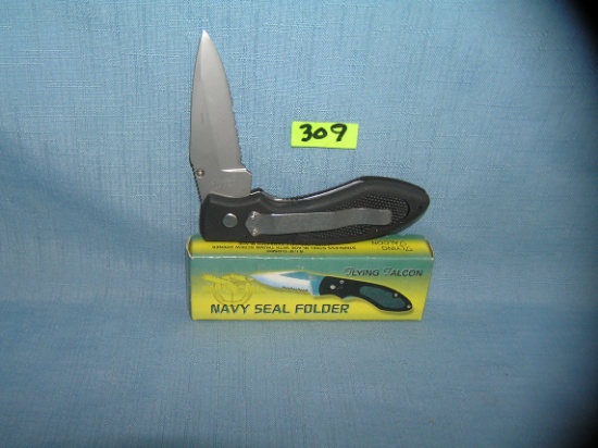 Navy Seal pocket knife
