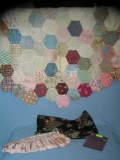 Group of vintage ladies' accessories and quilt material