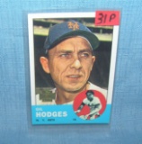 Vintage Gil Hodges Topps archives baseball card