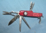 Swiss style pocket knife with built in compass