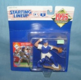 Mike Piazza baseball sport figure and sport card