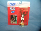 David Robinson basketball figure and sports card