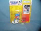 Mark Messier hockey figure and sport card