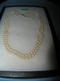 Costume jewelry pearl necklace
