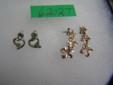 Pair of Costume jewelry earrings