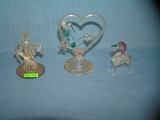 Group of 3 miniature glass pieces