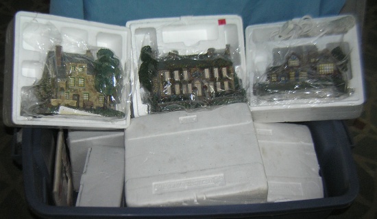 Thomas Kinkade Snow Village houses and buildings