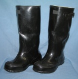 Size 10 water proof high top snow or rain boots