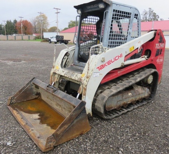 2011 Takeuchui Tl240 Multi Terrain Loader