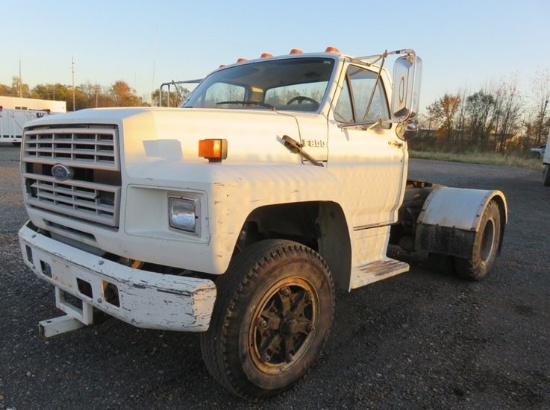 1987 Ford F800 Single Axle