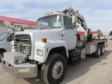 1990 Ford 8000 Tire Crane