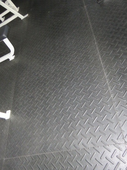 (30)4'x6' Rubber Mats