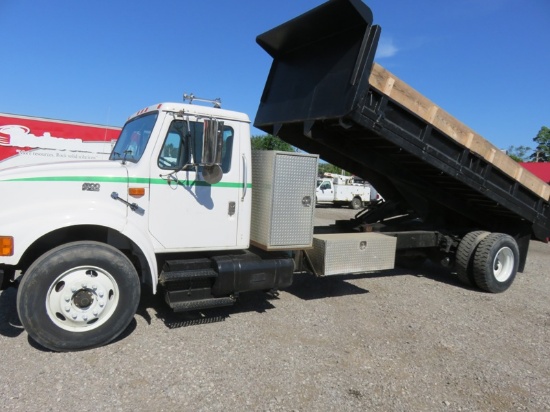 1995 International 4900 Dump Truck