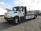 2006 International 4300 22’ Flatbed