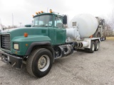 2000 Mack RD690S Mixer Truck