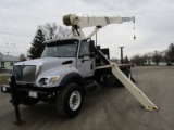 2005 International 7400 Crane Truck