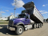 2009 Mack GU713 Dump Truck