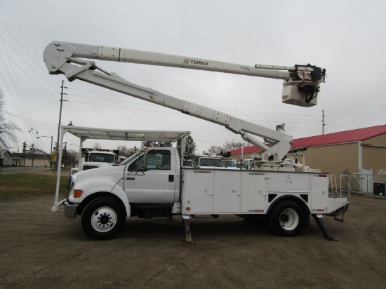 2007 Ford F750 Bucket Truck