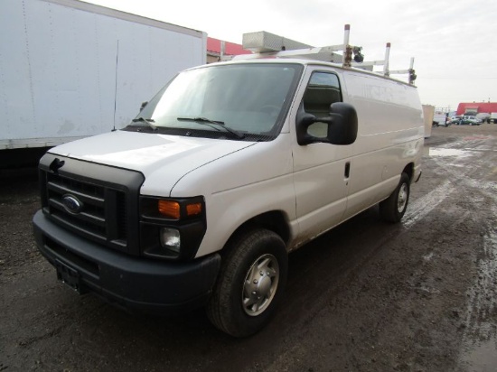 2013 Ford E350 Econoline Cargo Van