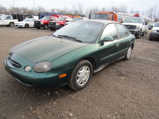 1999 Ford Taurus