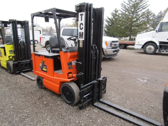 TCM FCB25H2 Electric Forklift