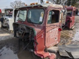 1980's? Freightliner Cab