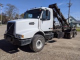 2006 Volvo VHD Roll Off