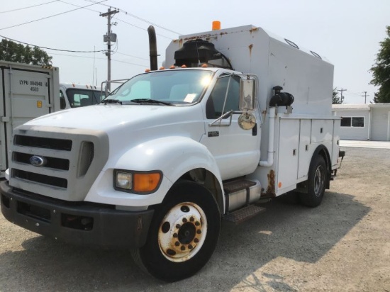 2008 Ford F650 Enclosed Service Truck