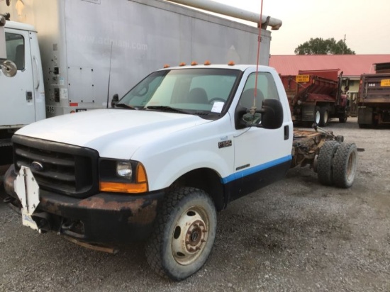 2001 Ford F550 Chassis