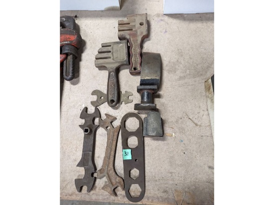 Steel & Roller Chain Detacher & Misc