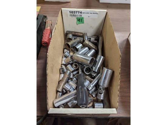 Various Standard Sockets
