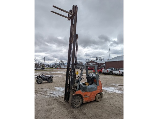 Toyota 7FGCU25 Forklift
