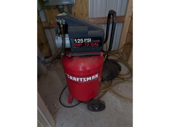 Craftsman 12 Gallon 125psi Air Compressor w/ Hose