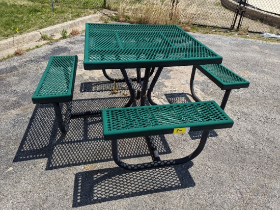 Miracle Commercial Picnic Table