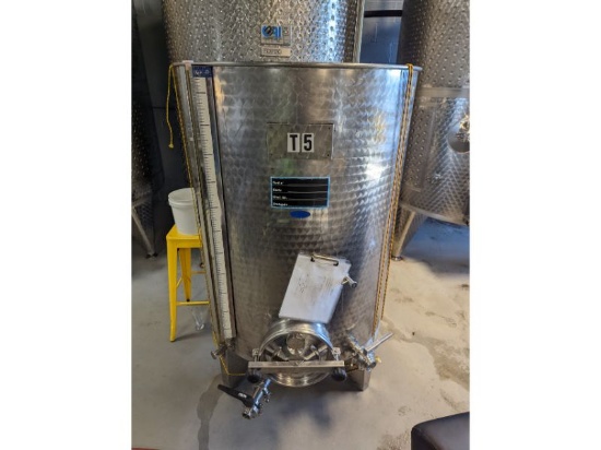1100 liter Wine Fermenter