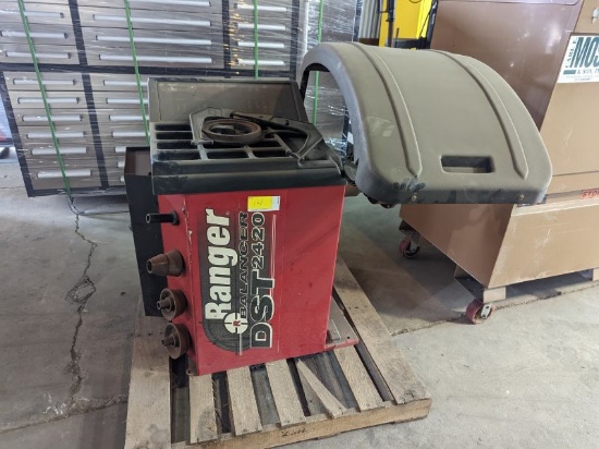 Ranger DST Tire Balancer