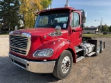 2012 Freightliner M2106 Daycab