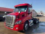 2017 Freightliner CA113 Day Cab