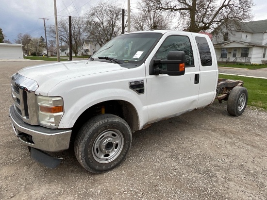 2010 Ford F250 Cab & Chassis