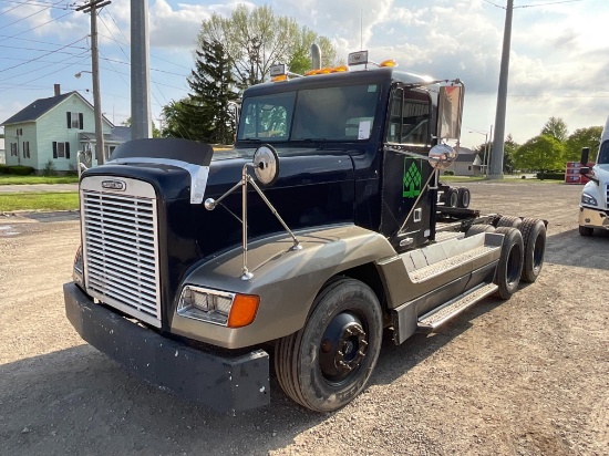 2006 Freightliner FLD120 Day Cab